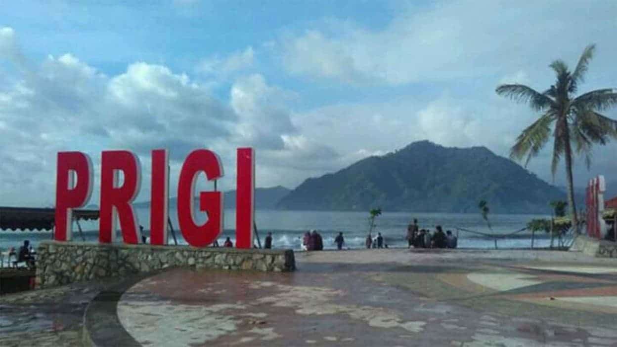 Gambar Pantai Prigi
